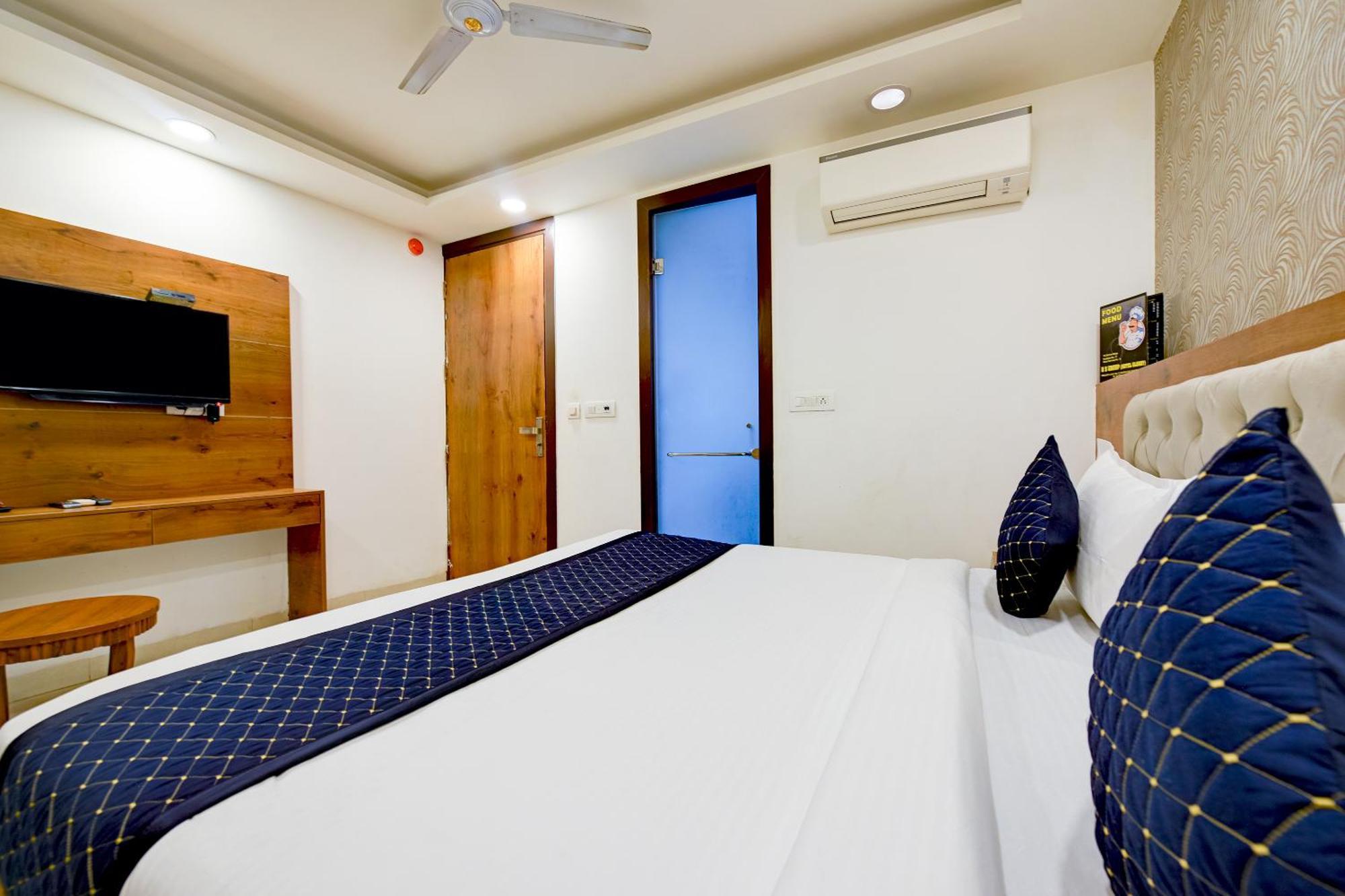 Hotel Grand Qubic Near Delhi Airport Nueva Delhi Exterior foto