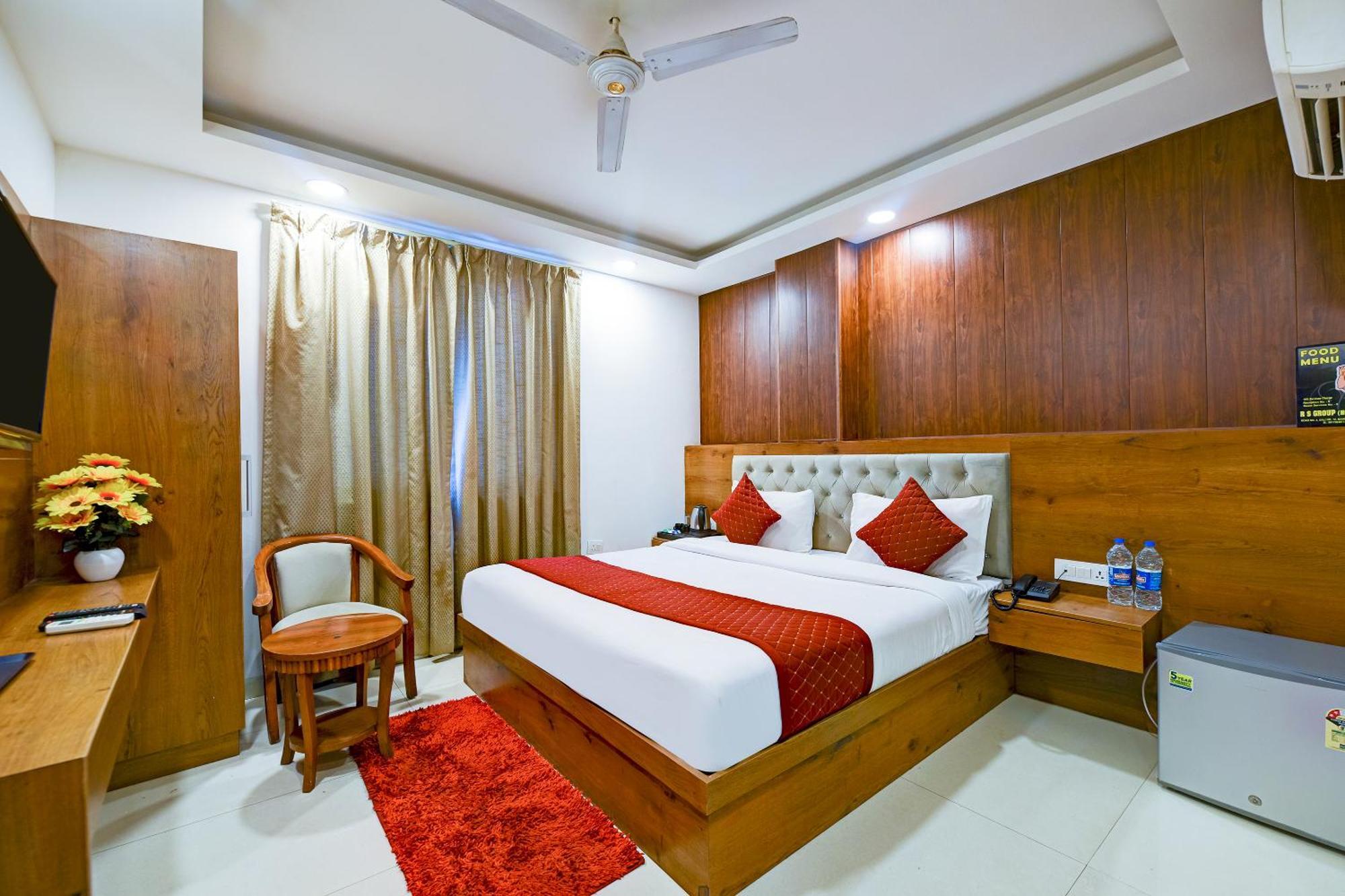 Hotel Grand Qubic Near Delhi Airport Nueva Delhi Exterior foto